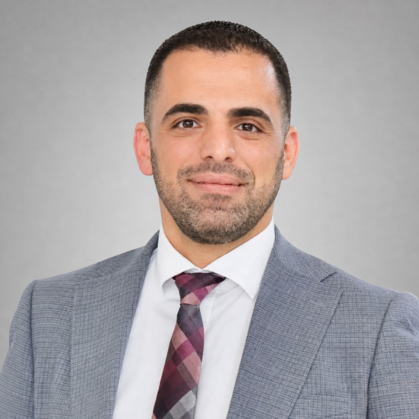 ابراهيم شريف عيســى